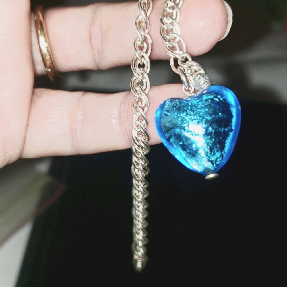 Sterling Silver bracelet w/ foil glass heart charm